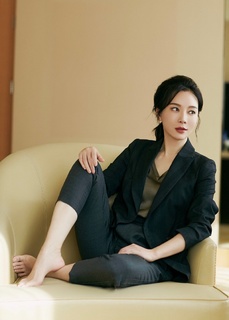 Shu Chen feet photo 5