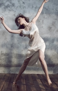 Shu Chen feet photo 3