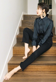 Shu Chen feet photo 2