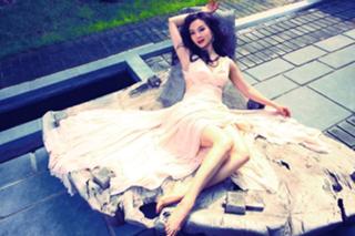 Shu Chen feet photo 3