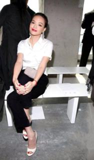 Shu Qi feet photo thumbnail