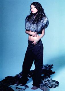 Shu Qi feet photo thumbnail