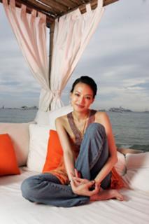 Shu Qi feet photo thumbnail