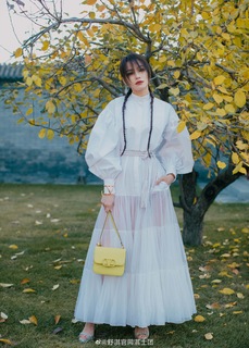 Shu Qi feet photo thumbnail
