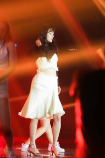 Shuang Zheng feet photo 12