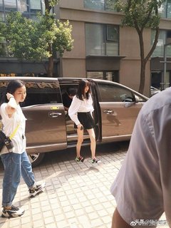 Shuang Zheng feet photo 5