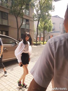 Shuang Zheng feet photo 4