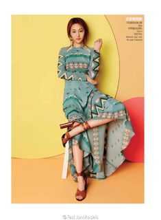Shuang Zheng feet photo 1