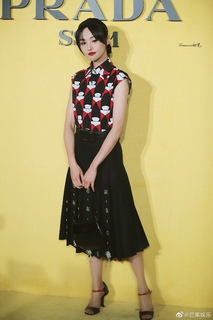 Shuang Zheng feet photo 17