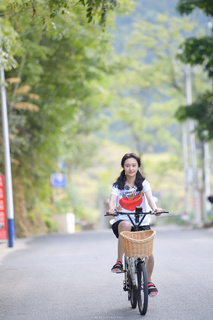 Shuang Zheng feet photo 7