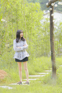 Shuang Zheng feet photo 5