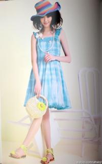 Shuang Zheng feet photo 1