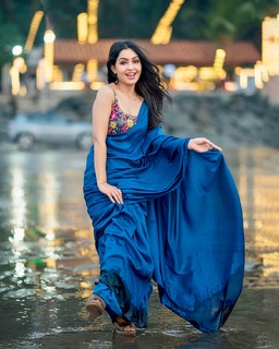 Shubhangi Atre Poorey feet photo 7