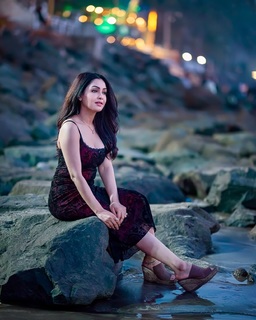 Shubhangi Atre Poorey feet photo 5