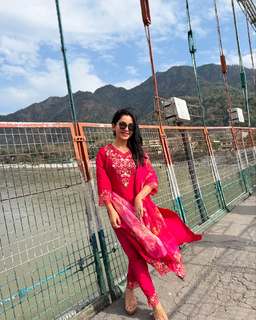 Shubhangi Atre Poorey feet photo 16