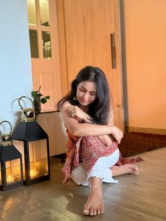 Shubhangi Atre Poorey feet photo 12
