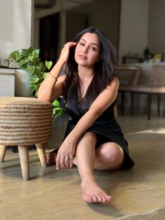 Shubhangi Atre Poorey feet photo 2