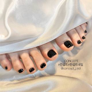 Shuhua Yeh feet photo 8