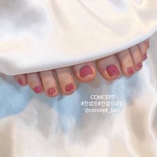 Shuhua Yeh feet photo 7