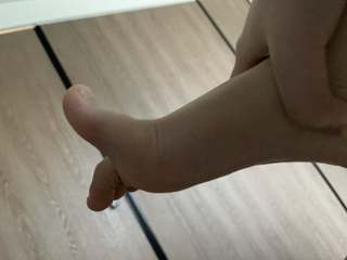 Shuhua Yeh feet photo 9