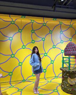 Shuhua Yeh feet photo 18