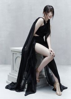 Shuhua Yeh feet photo 9