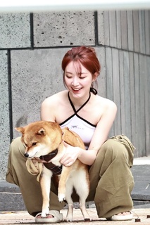 Shuhua Yeh feet photo 3