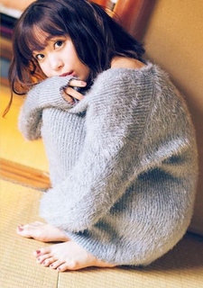 Shuka Saito feet photo 1