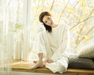 Shuying Jiang feet photo thumbnail