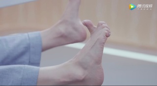 Shuying Jiang feet photo thumbnail