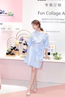 Shuying Jiang feet photo thumbnail