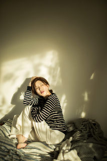 Shuying Jiang feet photo thumbnail