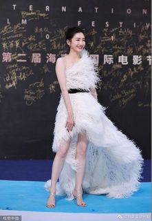 Shuying Jiang feet photo thumbnail