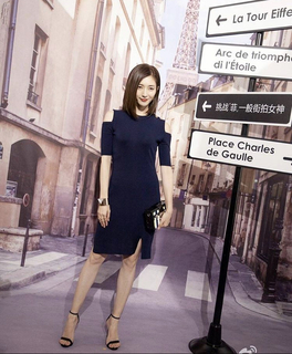 Shuying Jiang feet photo thumbnail