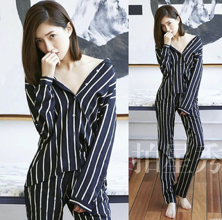 Shuying Jiang feet photo thumbnail