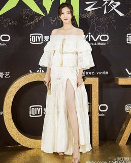 Shuying Jiang feet photo thumbnail