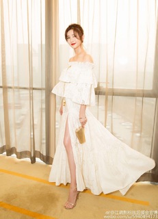 Shuying Jiang feet photo thumbnail