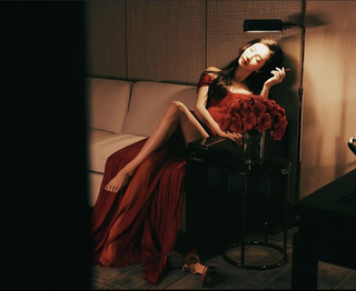 Shuying Jiang feet photo thumbnail