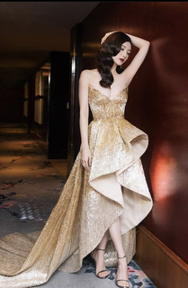 Shuying Jiang feet photo thumbnail