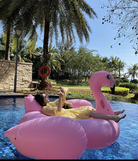 Shuying Jiang feet photo thumbnail