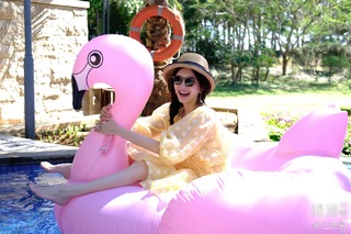 Shuying Jiang feet photo thumbnail