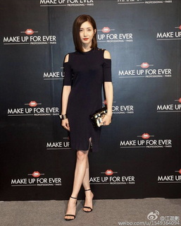 Shuying Jiang feet photo thumbnail