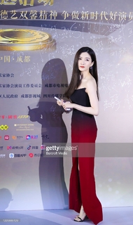 Shuying Jiang feet photo thumbnail