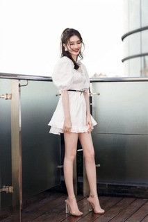 Shuying Jiang feet photo thumbnail