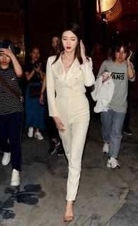 Shuying Jiang feet photo thumbnail