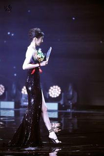 Shuying Jiang feet photo thumbnail