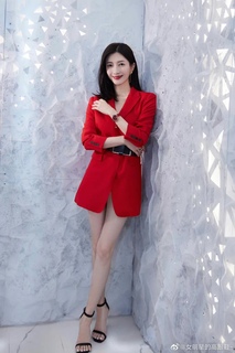 Shuying Jiang feet photo thumbnail