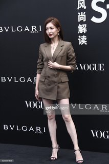 Shuying Jiang feet photo thumbnail