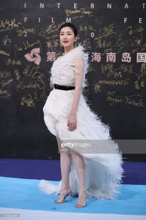 Shuying Jiang feet photo thumbnail