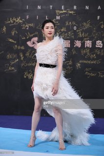 Shuying Jiang feet photo thumbnail